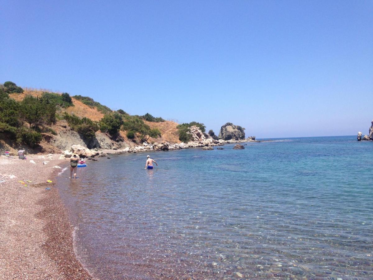 Goudhi Pervolaris Cottages 2 מראה חיצוני תמונה